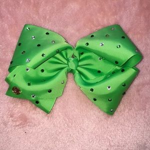 JoJo Siwa bow